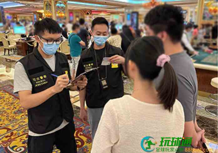 司警聯同博企持續打擊非法兌換 反罪惡巡查截獲44名換錢黨 司警聯同博企持續打擊非法兌換 反罪惡巡查截獲44名換錢黨44名換錢黨