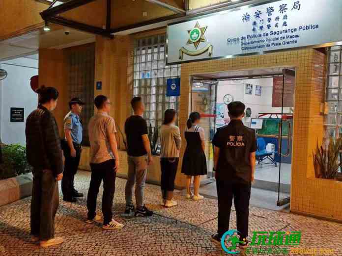 治安警雷霆行動巡查多區可疑人士 截獲14男女涉違法違規 治安警雷霆行動巡查多區可疑人士 截獲14男女涉違法違規